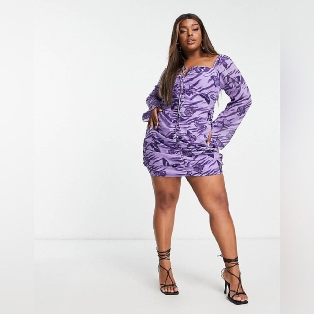 NWT ASOS Curve keyhole mini dress with buttons in purple butterfly print.Size 12